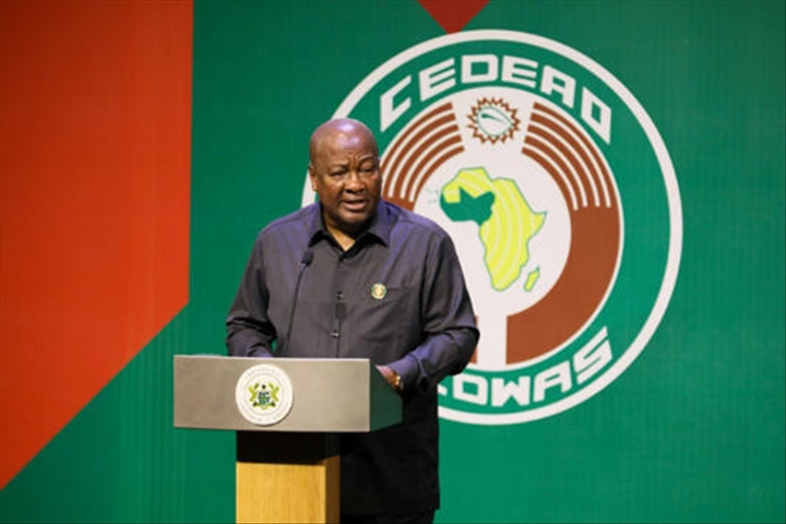 Le Ghana va tenter de persuader le Mali, le Niger et le Burkina de rintgrer la Cedeao