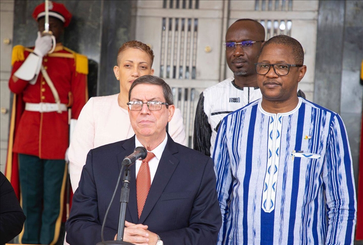 Le Prsident du Faso a accord une audience au ministre des Affaires trangres de la Rpublique de Cuba, M. Bruno Rodriguez Parrilla.